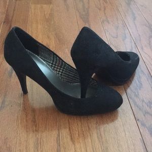 Fioni classic black high heels
